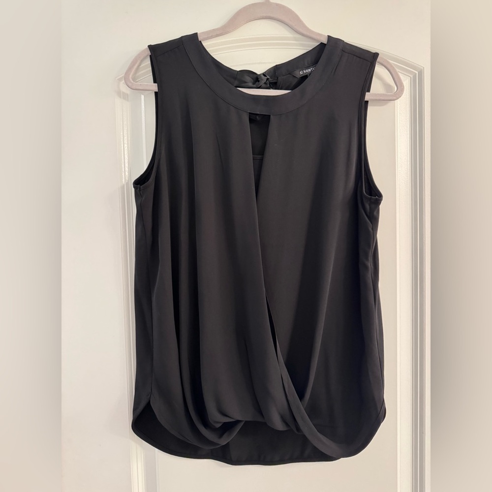 41 Hawthorn Black Sleeveless Blouse